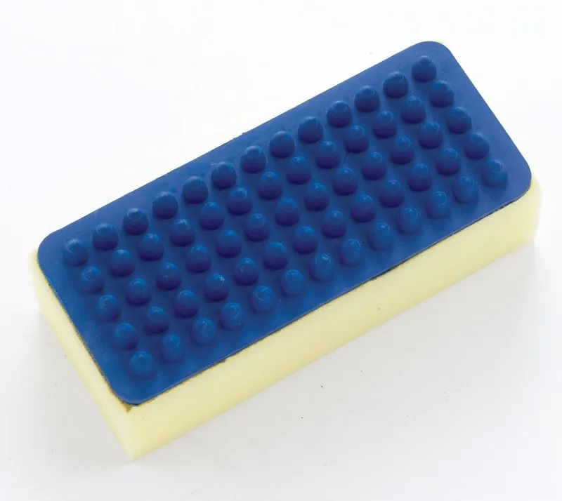 Lincoln Rubber Sponge Curry Comb - Yellow/Blue