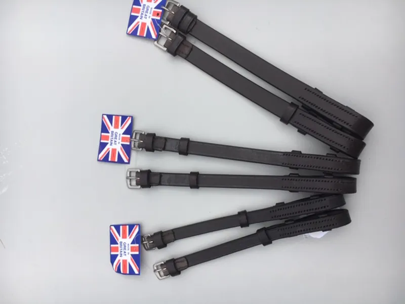ENGLISH CHEEK STRAPS - 5/8 Black