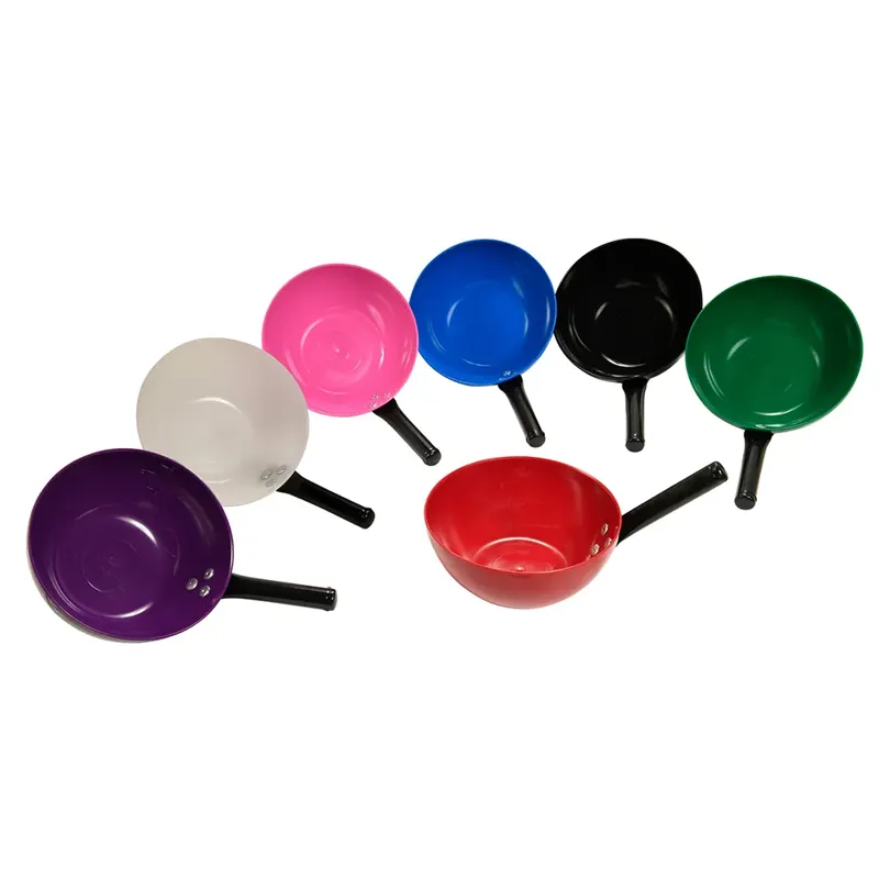 Stubbs Plastic Feed Scoop 