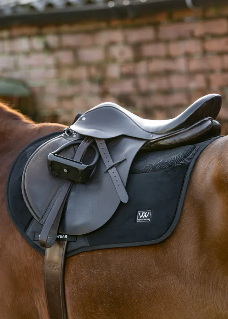 WoofWear Elite Comfort Plus Saddle Pad Close Contact - Black-2