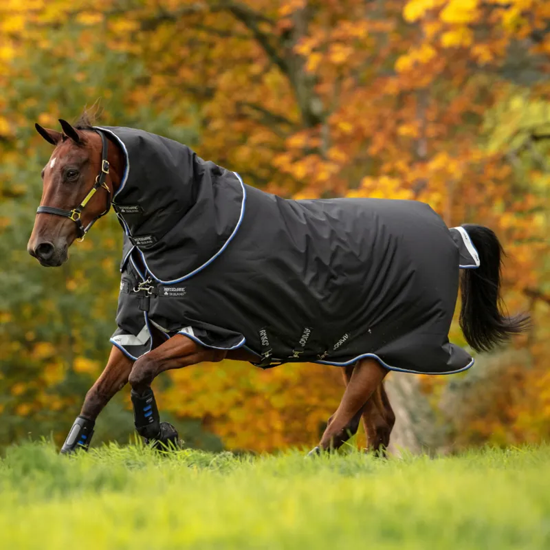 Horseware Amigo Bravo 12 Plus Turnout 400g Heavy. Navy-Blue-Black