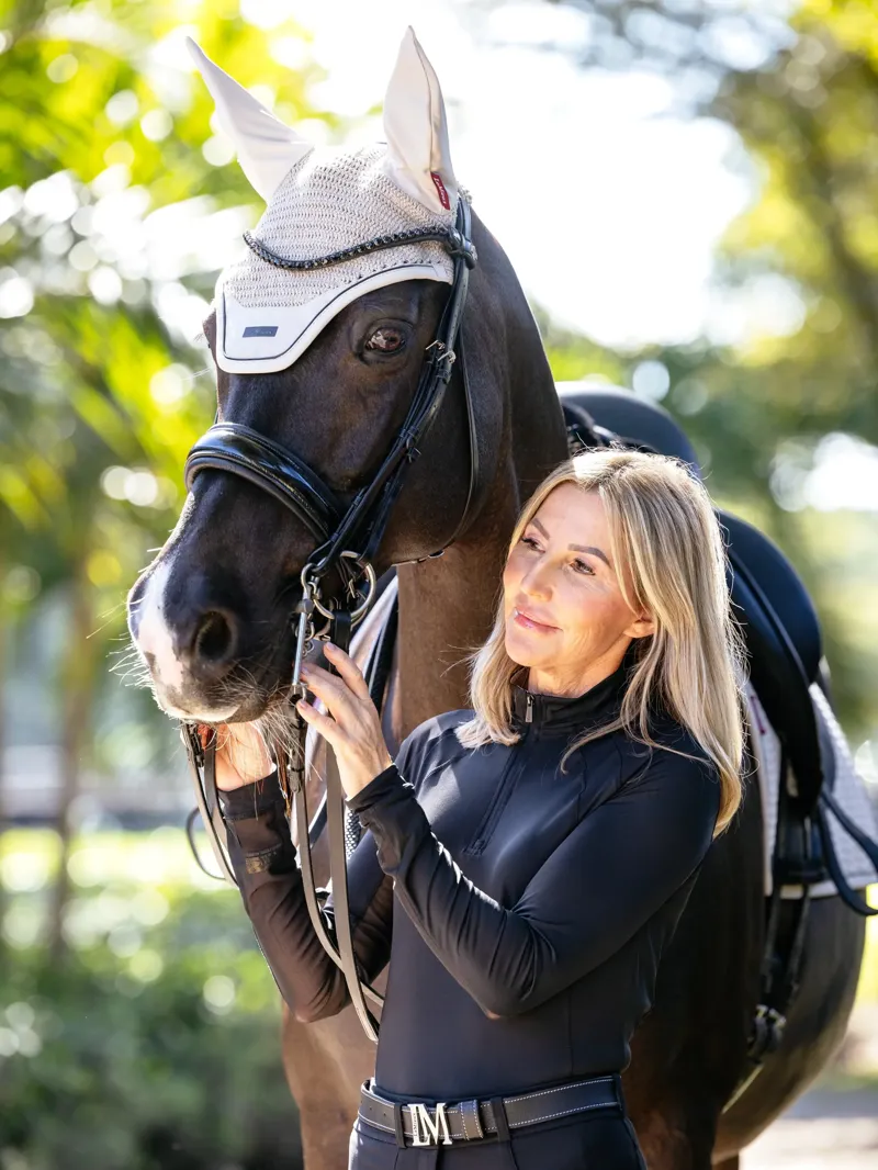 LeMieux Essence Acoustic Fly Hood Stone Large-1