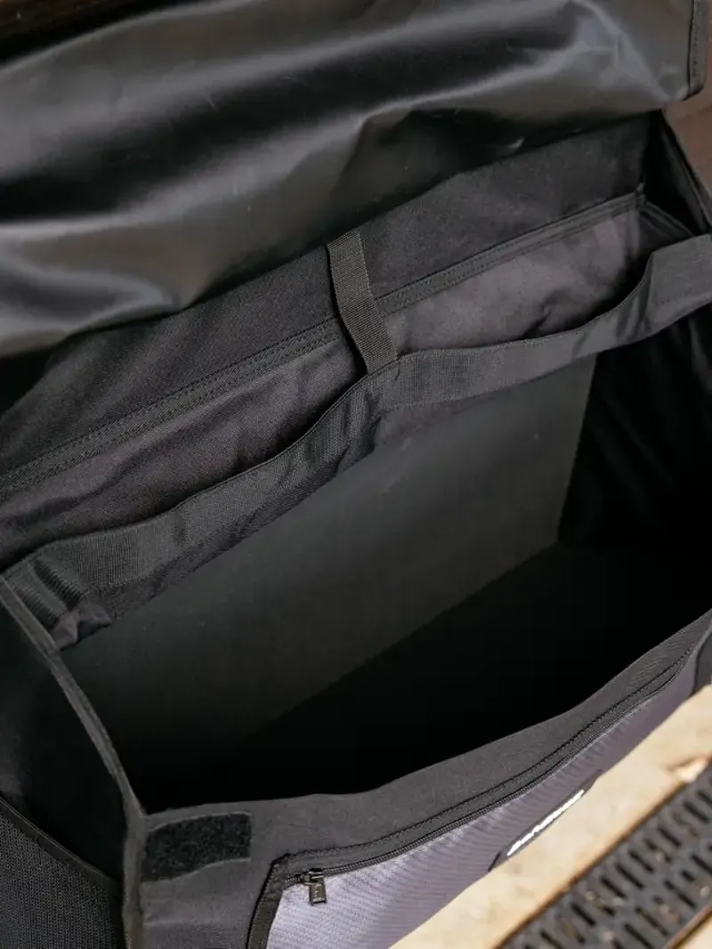 LeMieux Pro Grooming Bag with Bar - Black-1