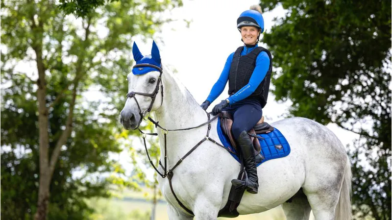 LeMieux Loire Classic Close Contact Square - Benetton Blue-3