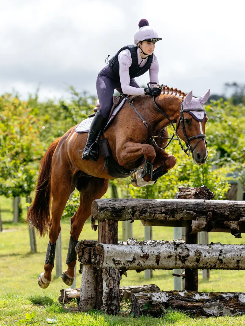 LeMieux Suede Close Contact Square - Lilac-2