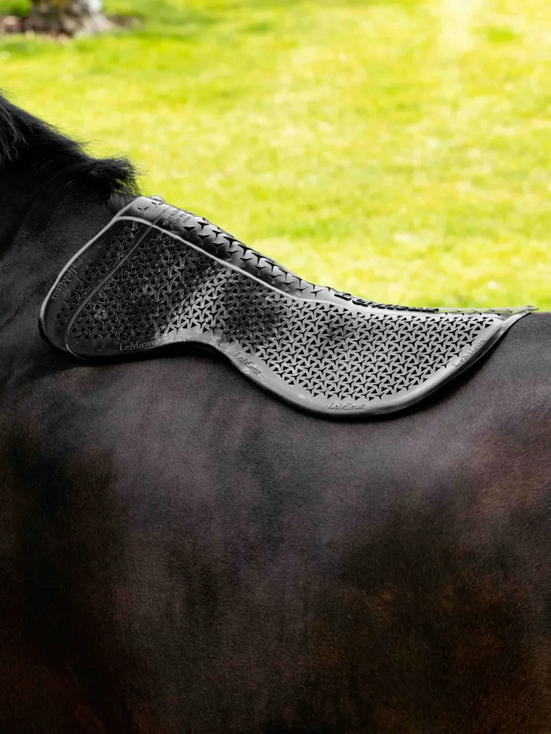 LeMieux Gel-Tek Shaped Half Pad - Black Large-2