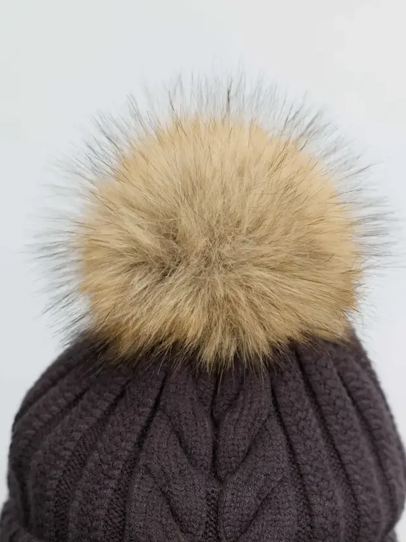 LeMieux Heritage Beanie - Cocoa-3