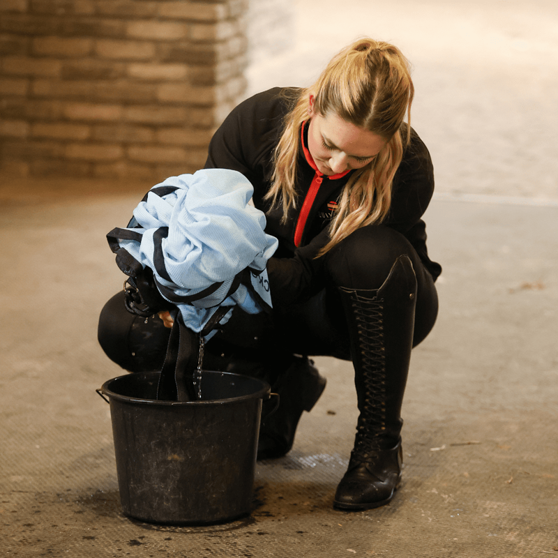 Equilibrium Quick Chill Cool Rug - Light Blue-3