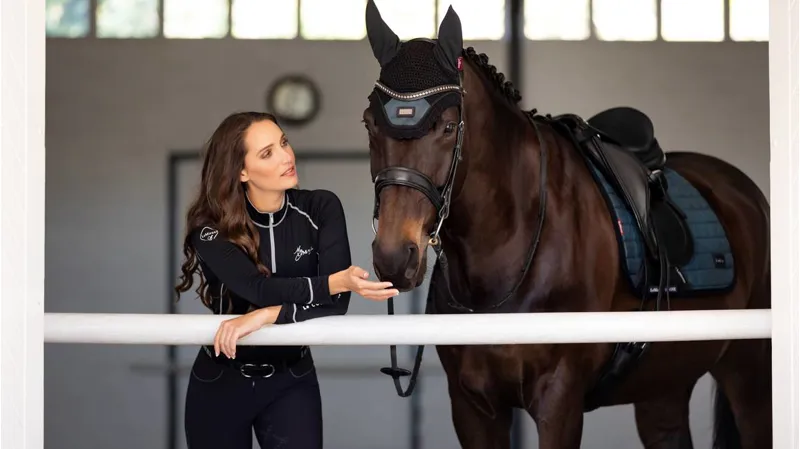 LeMieux Base Layer - Black-4